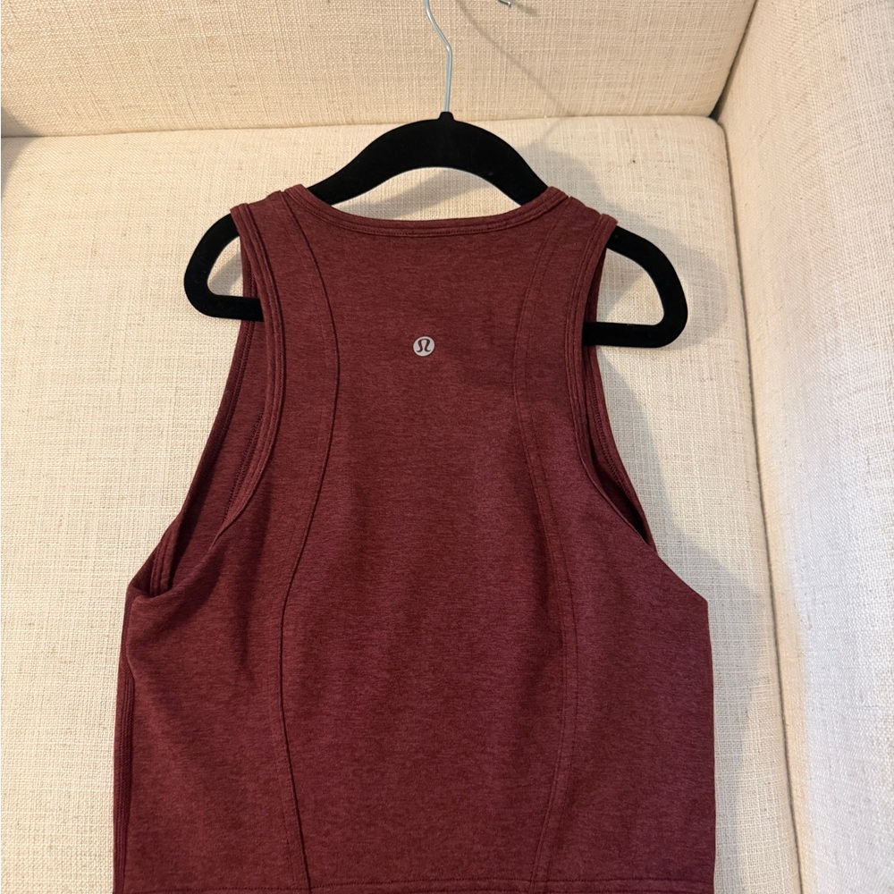 Lululemon Soft Sueded Crewneck Crop Tank. Garnet. Size 4 - Picture 2 of 2